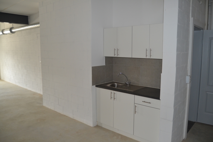 To Let Commercial Property for Rent in Rivergate Western Cape